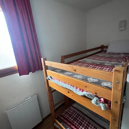 Les Gentianes 1800 Appartement *